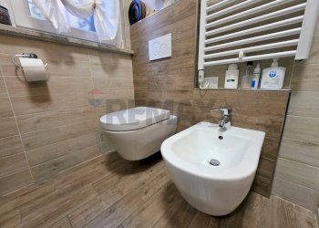 Bagno - Three-room apartment via Sibilla Aleramo
 
4, Rivalta di Torino - photo 18