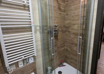 Bagno - Three-room apartment via Sibilla Aleramo
 
4, Rivalta di Torino - photo 19