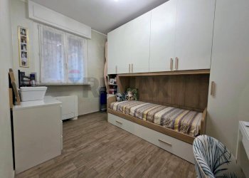 Camera / camera da letto - Three-room apartment via Sibilla Aleramo
 
4, Rivalta di Torino - photo 21