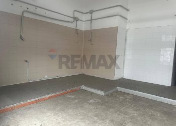 Stanza vuota - Commercial Premises volturno
 
10, Settimo Torinese - photo 4