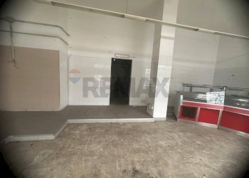 Stanza vuota - Commercial Premises volturno
 
10, Settimo Torinese - photo 20