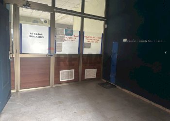 Stanza vuota - Commercial Premises volturno
 
10, Settimo Torinese - photo 22