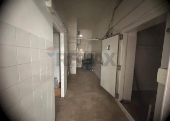 Hall / corridoio - Commercial Premises volturno
 
10, Settimo Torinese - photo 24