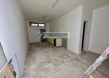 Foto 12 - Magazzino Via dellAquilone
 
1A, Surbo - foto 12