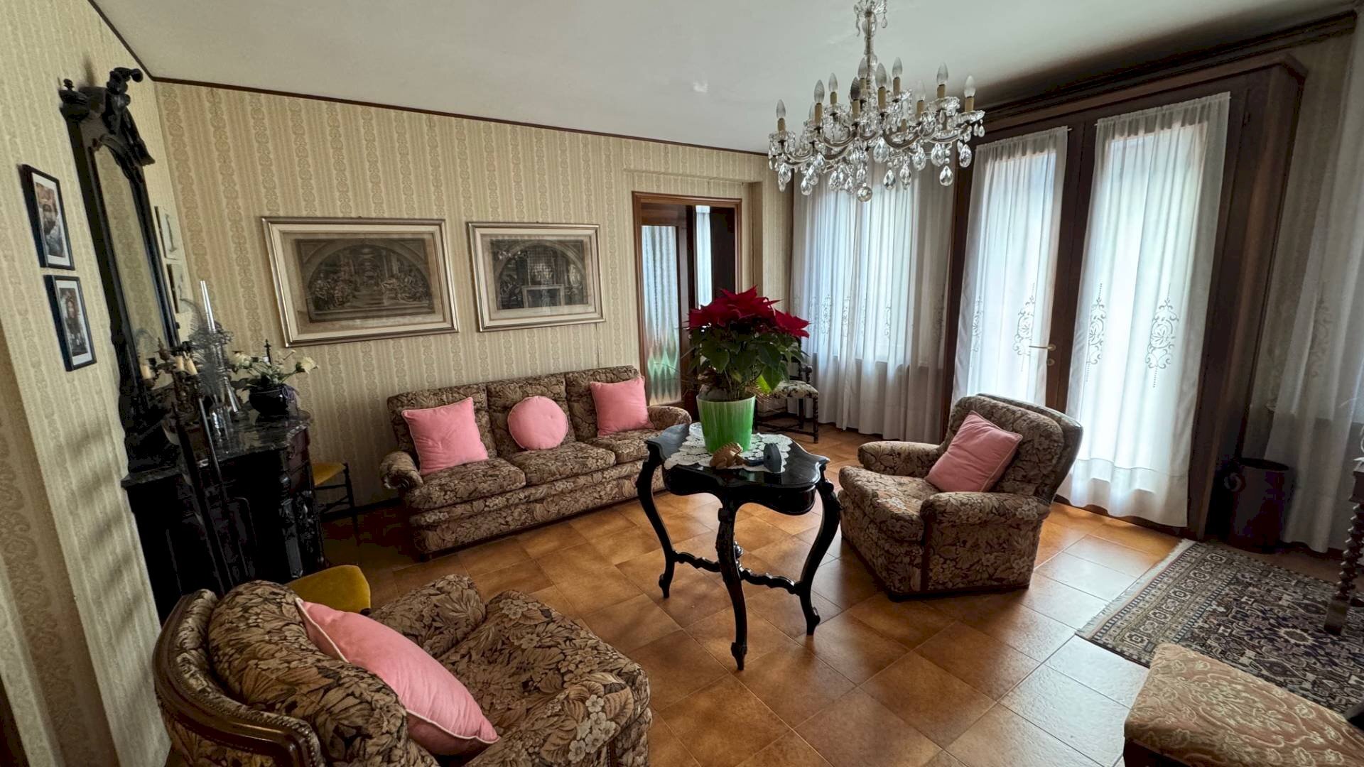 Foto 1 - Villa Corso Mazzini, Montebelluna - foto 1