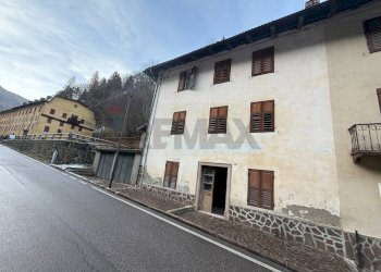 Edificio all\'aperto - Casa semi indipendente Rabbi - foto 6