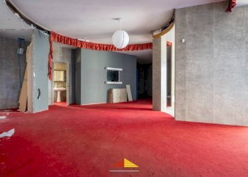 Interno palazzo - Shop strada Statale, 589n, Manta - photo 4