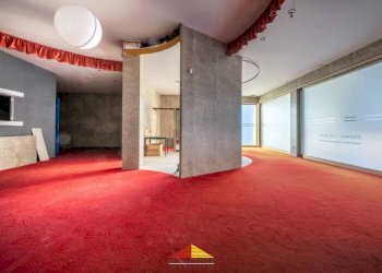 Interno non residenziale - Shop strada Statale, 589n, Manta - photo 6