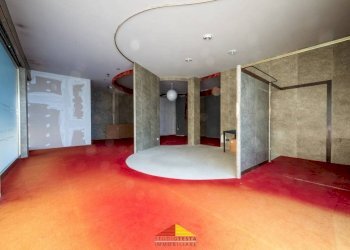 Interno palazzo - Shop strada Statale, 589n, Manta - photo 8