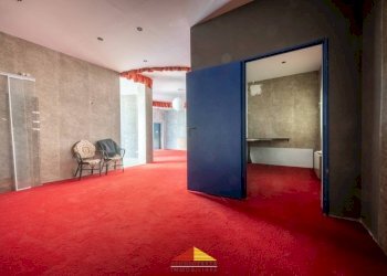 Interno palazzo - Shop strada Statale, 589n, Manta - photo 20