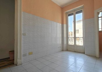 Cucina - Quadrilocale via Giuseppe Talucchi, 32, Torino (zona San Donato) - foto 5