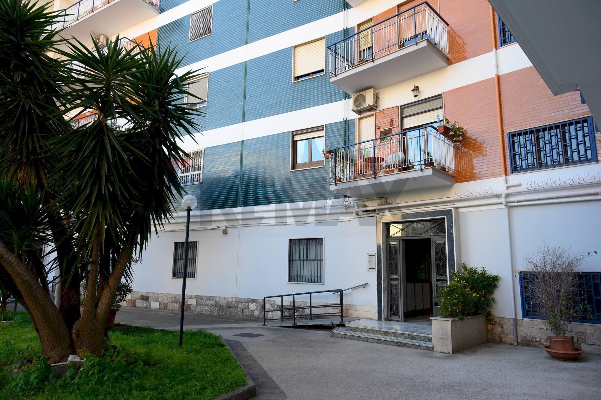 Edificio all\'aperto - Trilocale via Pittore
 
203, San Giorgio a Cremano - foto 1