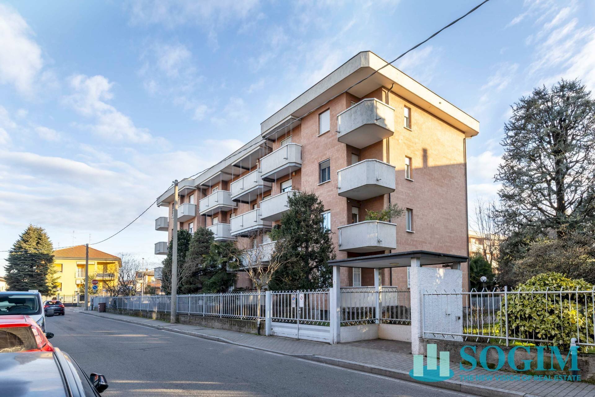 Foto 3 - Trilocale via mazzini
 
26, Carugate - foto 3