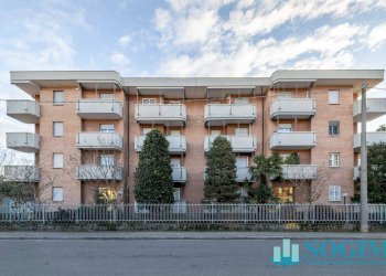 Foto 1 - Trilocale via mazzini
 
26, Carugate - foto 1