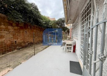 Giardino mattonato - One-room apartment lungomare delle sirene, Pomezia - photo 6