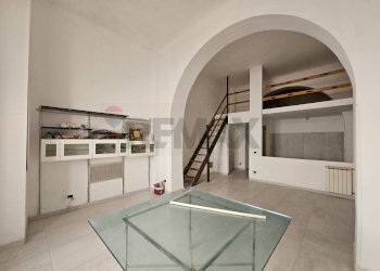 Soggiorno - Bilocale Salita San Nicolo'
 
3, Genova - foto 16