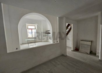 Stanza vuota - Bilocale Salita San Nicolo'
 
3, Genova - foto 21