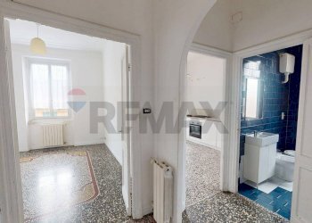 Hall / corridoio - Quadrilocale Via Paolo Antonio De Cavero
 
12, Genova - foto 1