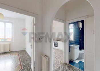 Stanza vuota - Quadrilocale Via Paolo Antonio De Cavero
 
12, Genova - foto 17