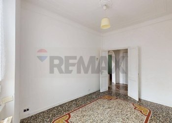 Stanza vuota - Quadrilocale Via Paolo Antonio De Cavero
 
12, Genova - foto 19