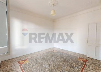 Stanza vuota - Quadrilocale Via Paolo Antonio De Cavero
 
12, Genova - foto 23