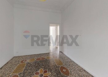 Stanza vuota - Quadrilocale Via Paolo Antonio De Cavero
 
12, Genova - foto 29