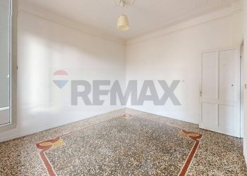 Stanza vuota - Quadrilocale Via Paolo Antonio De Cavero
 
12, Genova - foto 32