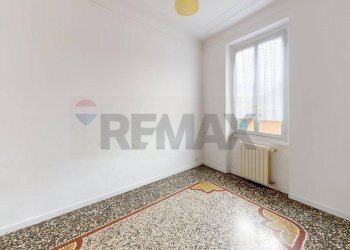 Stanza vuota - Quadrilocale Via Paolo Antonio De Cavero
 
12, Genova - foto 35