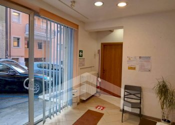 Foto 2 - Locale Commerciale Via Zurlo
 
17-19, Campobasso - foto 2