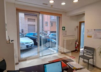 Foto 3 - Locale Commerciale Via Zurlo
 
17-19, Campobasso - foto 3