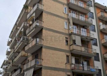 WhatsApp Image 2026-01-07 at 11.12.15.jpeg - Trilocale Via Giovanni Florenzano 40, Salerno - foto 1