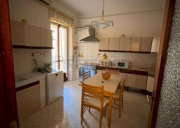 WhatsApp Image 2025-12-30 at 08.26.42 (18).jpeg - Trilocale Via Giovanni Florenzano 40, Salerno - foto 12