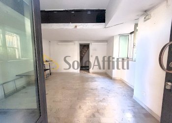 AREA VENDITA - Locale Commerciale Via Giacinto Gigante, Napoli (zona Arenella) - foto 5