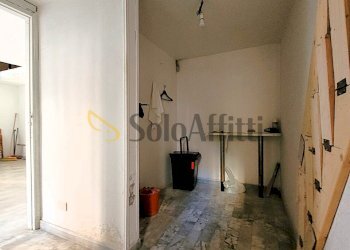 20251217_112729.jpg - Locale Commerciale Via Giacinto Gigante, Napoli (zona Arenella) - foto 12