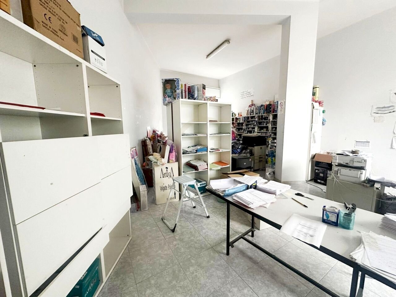 INTERNI - Cartoleria - Libreria Camporotondo Etneo - foto 1