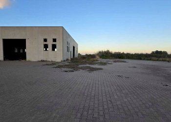 WhatsApp Image 2026-01-09 at 17.34.18 (2).jpeg - Capannone Contrada Targia 62A, Siracusa - foto 3