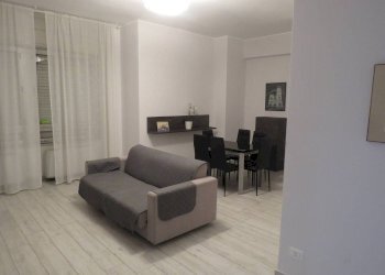 Trilocale Via Antonio Cantore, 8g, Genova (zona Sampierdarena) - foto 2