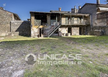 Palazzo Storico piazza municipio, 1, Torre Pellice - foto 6