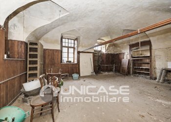 Palazzo Storico piazza municipio, 1, Torre Pellice - foto 16