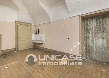 Palazzo Storico piazza municipio, 1, Torre Pellice - foto 24