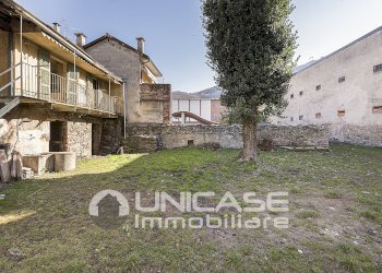 Palazzo Storico piazza municipio, 1, Torre Pellice - foto 62