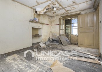 Palazzo Storico piazza municipio, 1, Torre Pellice - foto 70