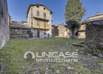 Palazzo Storico piazza municipio, 1, Torre Pellice - foto 71