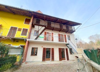 Casa semi indipendente Piazza Livio Sategna, Baldissero Canavese - foto 2