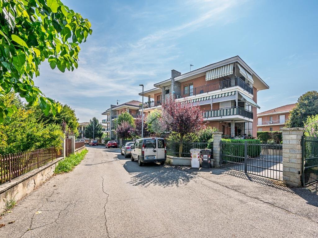 Appartamento Via Mario Brundi, Druento - foto 1