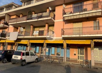 Three-room apartment Via Cuneo, Barge - photo 2