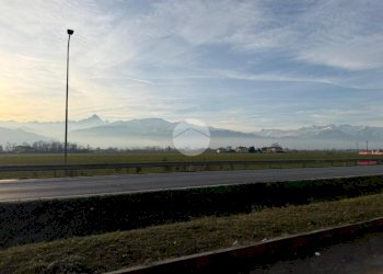 Three-room apartment Via Cuneo, Barge - photo 9