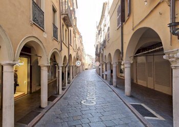 Foto 1 - Attività Commerciale CORSO UMBERTO, Mantova - foto 1