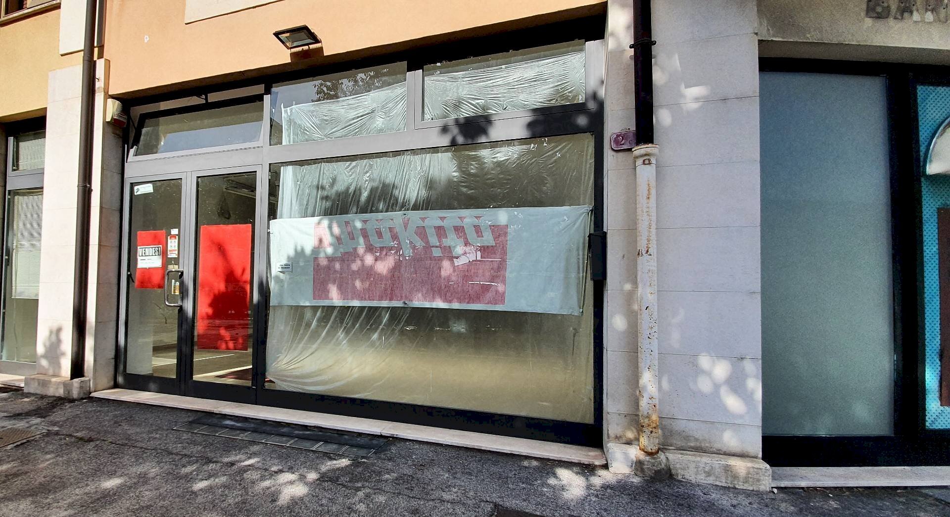 Foto 2 - Locale Commerciale Via Tacito, Ventimiglia - foto 2