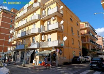 Foto 2 - Quadrilocale viale mazzini
 
5B, Monterotondo - foto 2